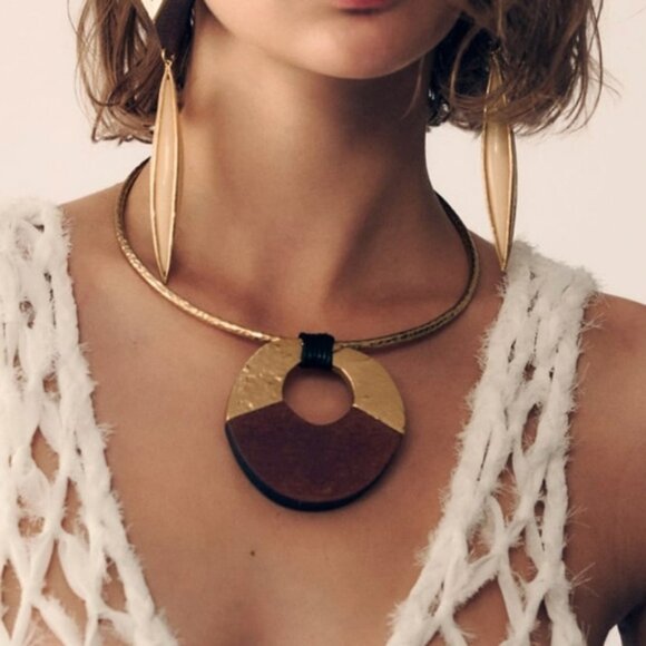 Zara Jewelry - Zara limited edition bohemian wooden necklace you cannot miss